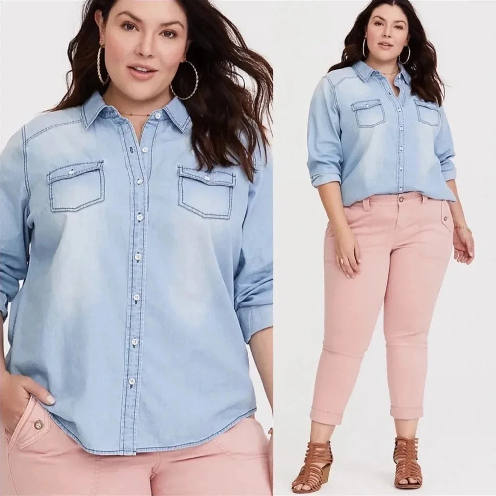 Torrid Taylor Light Wash Denim Button Down Shirt Chambray Long Sleeve Blouse v6x
